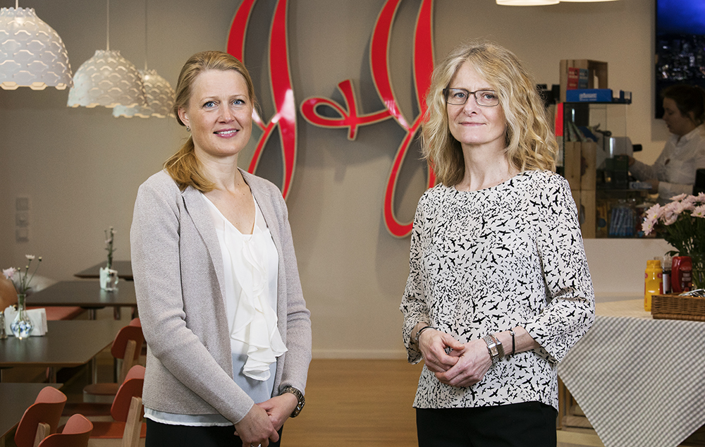 Kristina Sandström, medicinsk direktör och Marlene Mozart, medicinsk rådgivare på Janssen. Foto: Johan Marklund