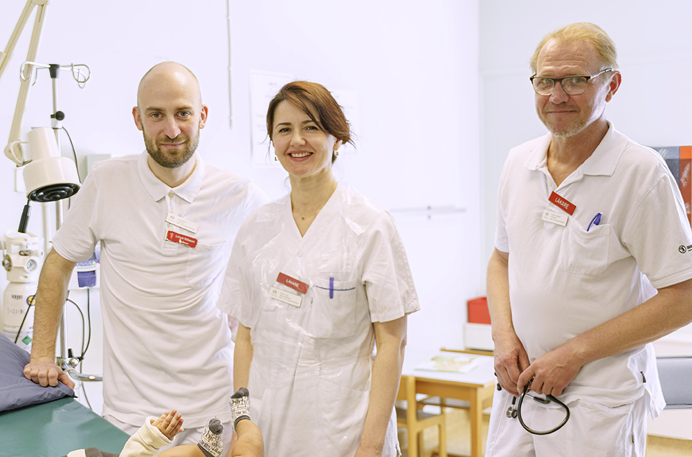 Linus Nilsson, ST-läkare, Lidija Lucic, överläkare och Fredrik Lundqvist, överläkare på Nyköpings lasarett. Foto: Janne Höglund