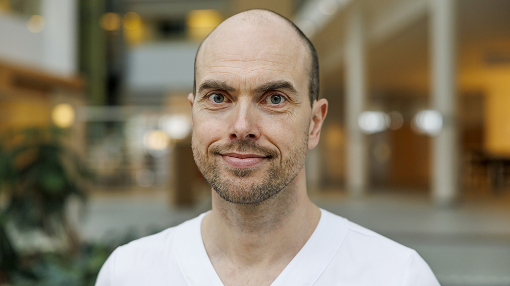 Johan Bengtsson, ST-läkare i psykiatri vid Akademiska sjukhuset i Uppsala. Foto: Staffan Claesson